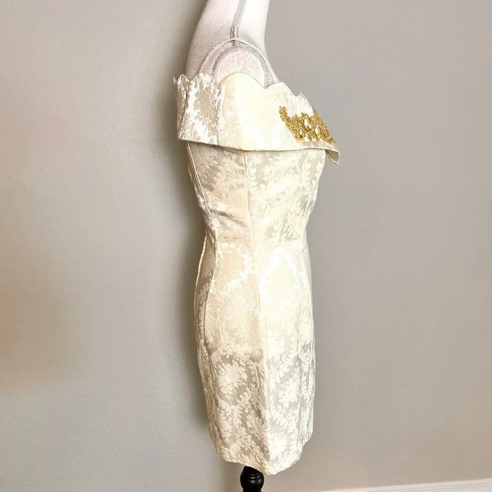 Vintage 1980s Roberta Ivory Brocade Courthouse Wedding Dress Gold Appliqué XS - Picture 3 of 11